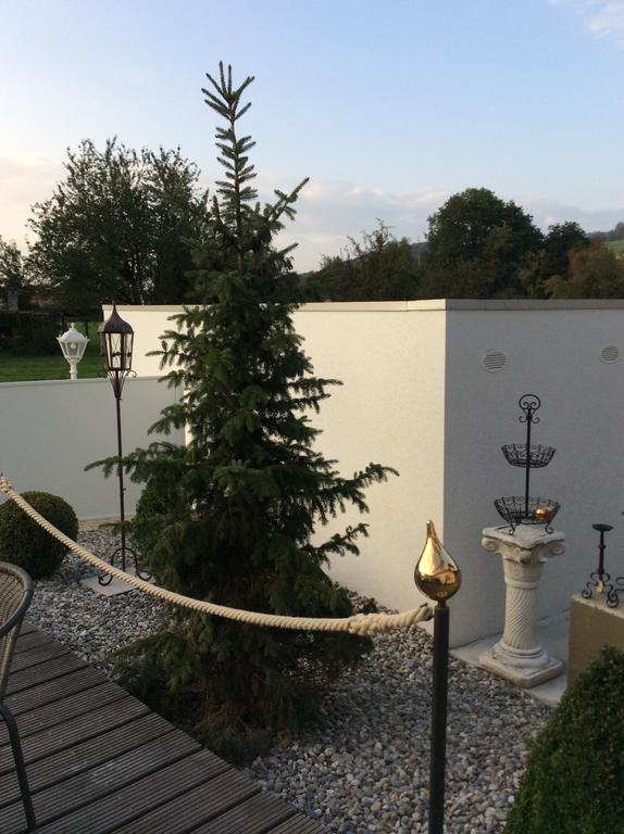 Landcafe Mit Mini Hotel Burgdorf Rom bilde